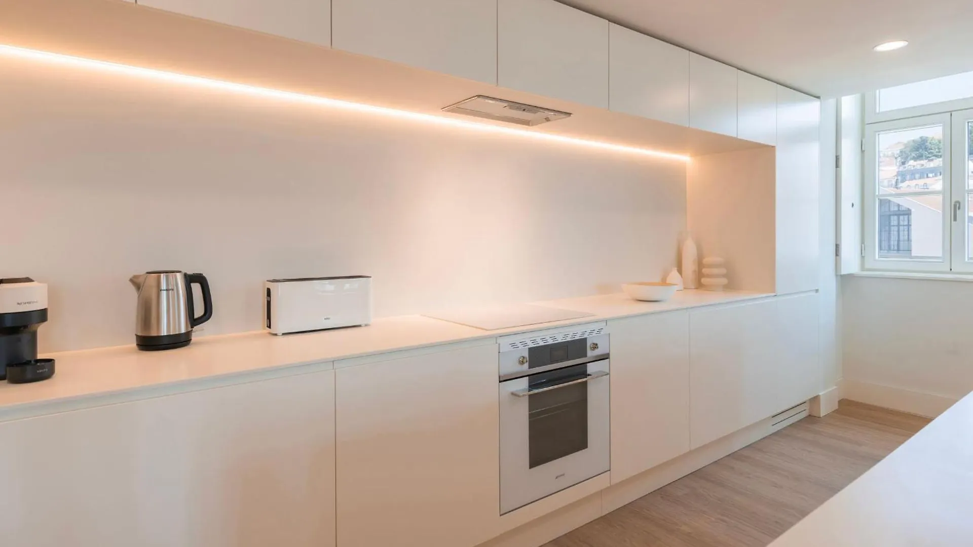 Ribeira Garden 2Bdr Apartment By Lovelystay Lisbon