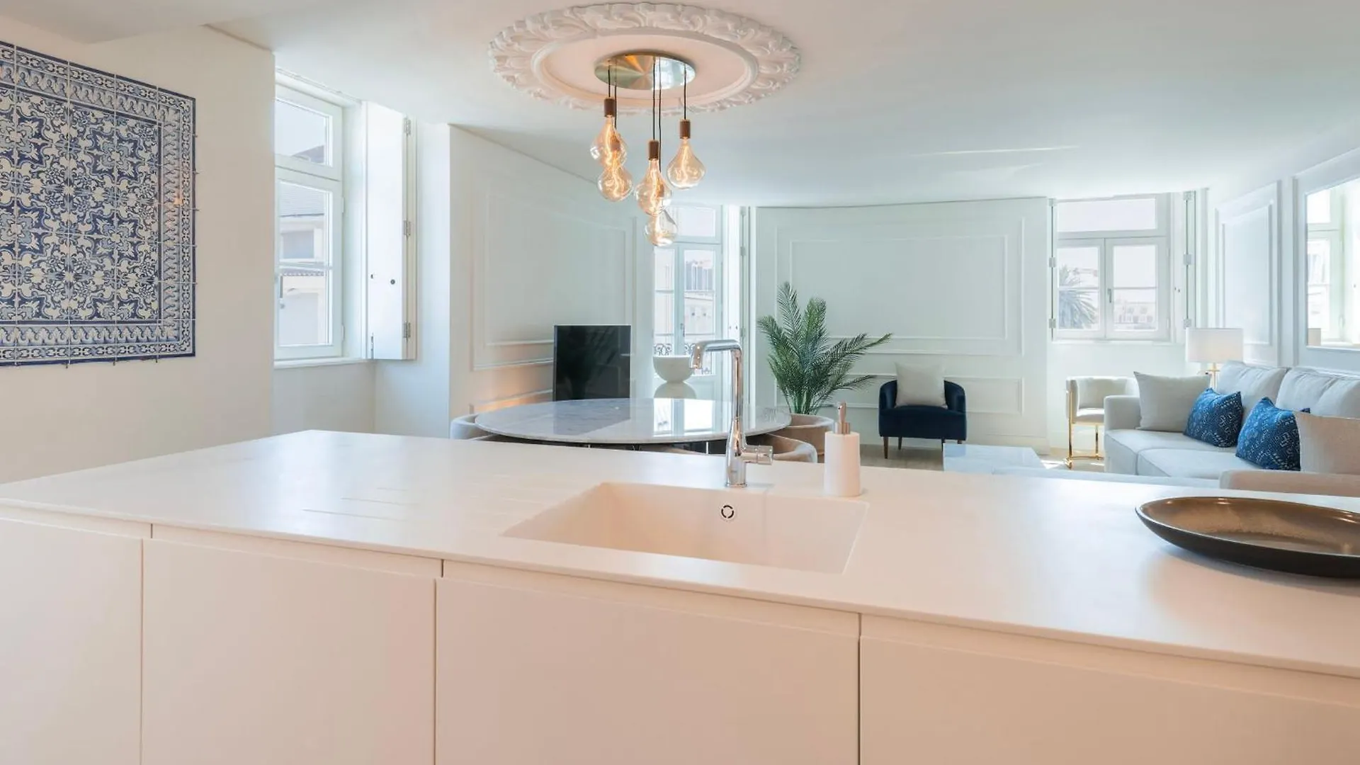 Ribeira Garden 2Bdr Apartment By Lovelystay Lisbon